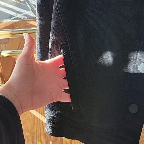 L'AGENCE Celine denim jacket. XS. Black. - Picture 6 of 8